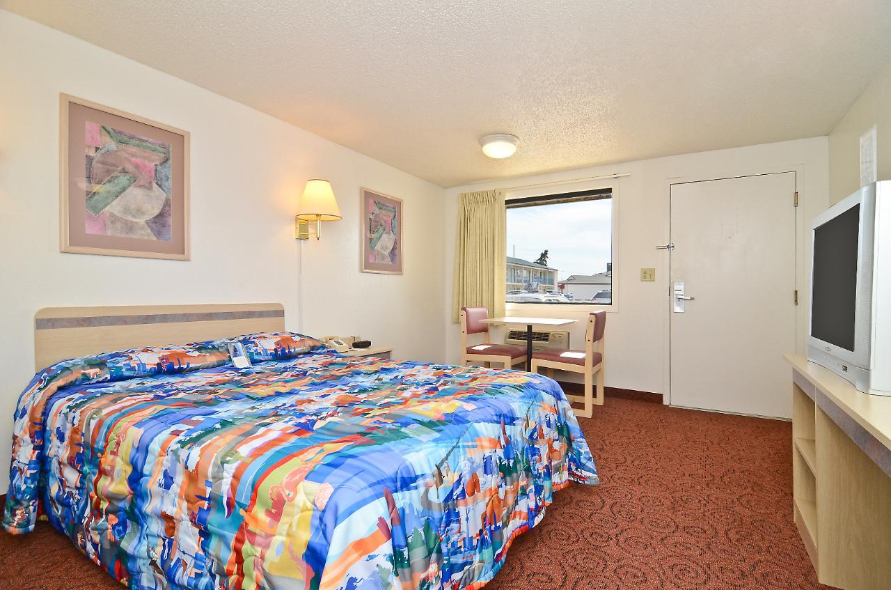 Americas Best Value Inn - Lincoln Exterior photo
