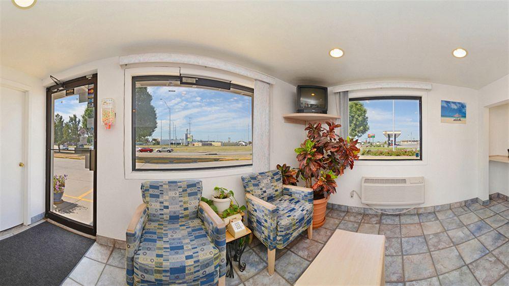 Americas Best Value Inn - Lincoln Exterior photo