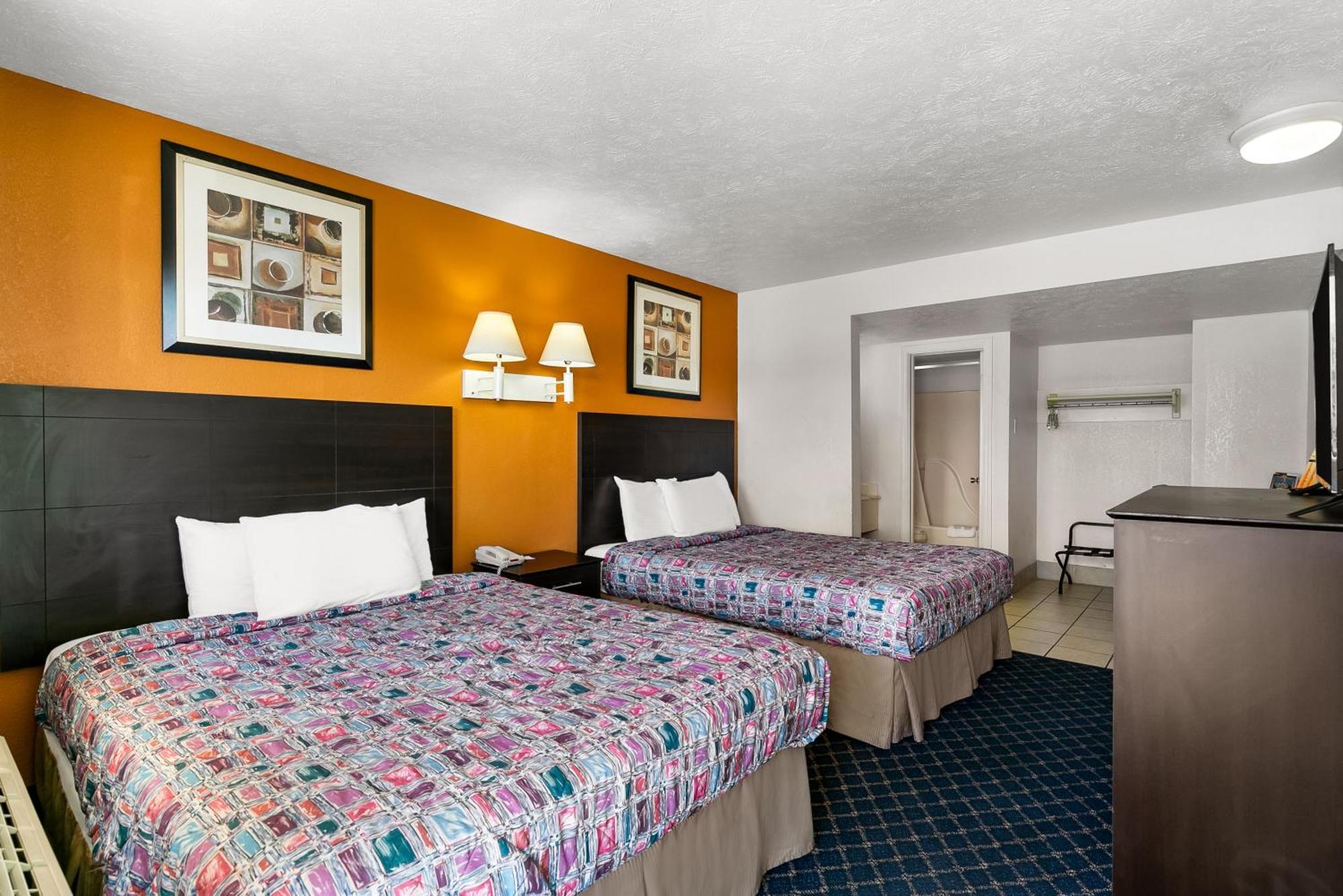 Americas Best Value Inn - Lincoln Exterior photo