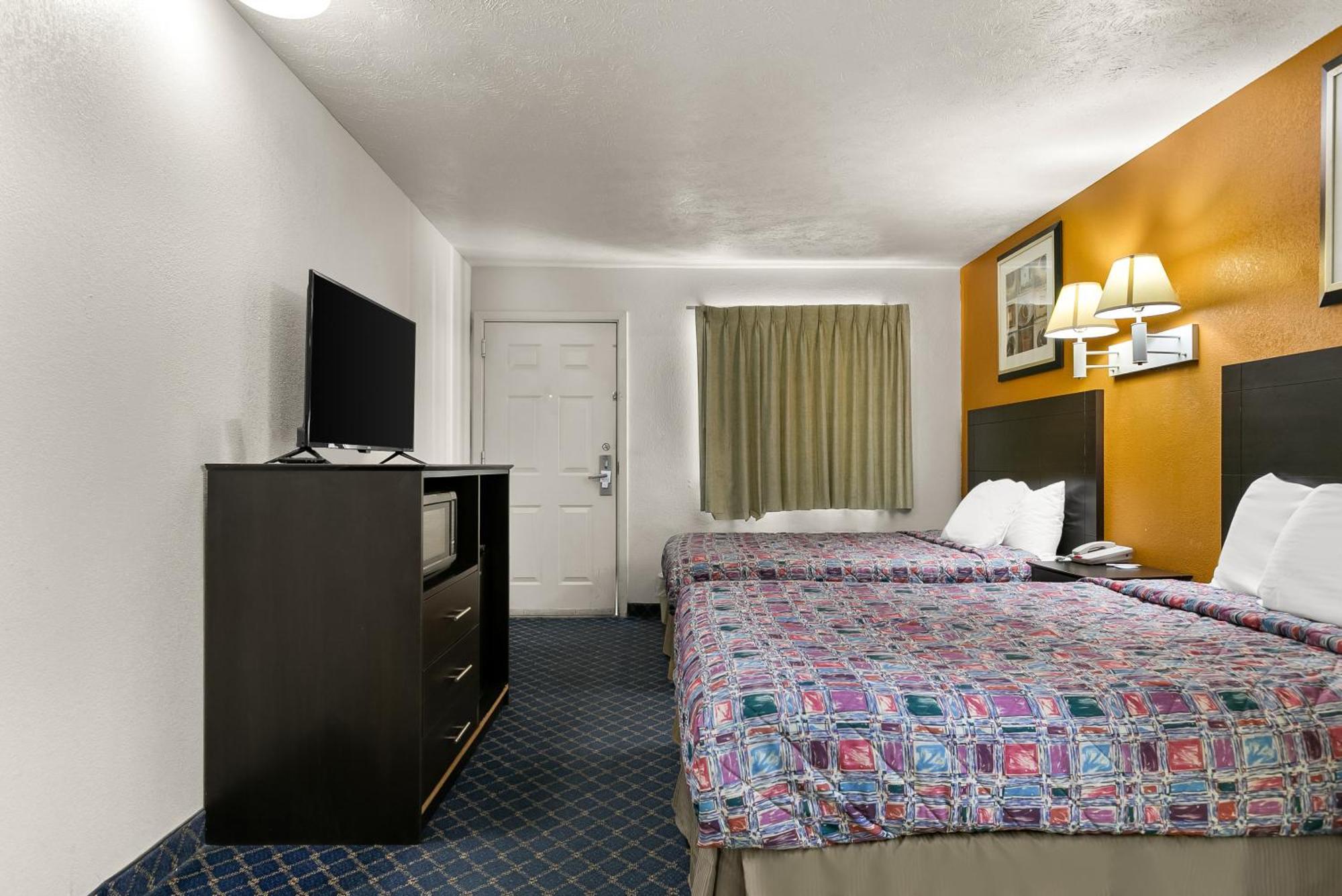 Americas Best Value Inn - Lincoln Exterior photo