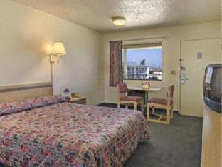Americas Best Value Inn - Lincoln Room photo