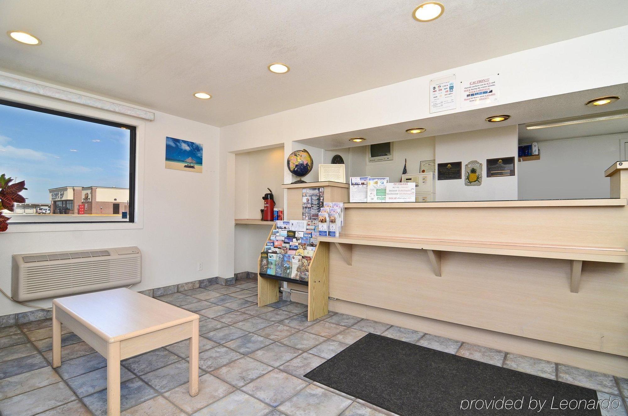 Americas Best Value Inn - Lincoln Interior photo