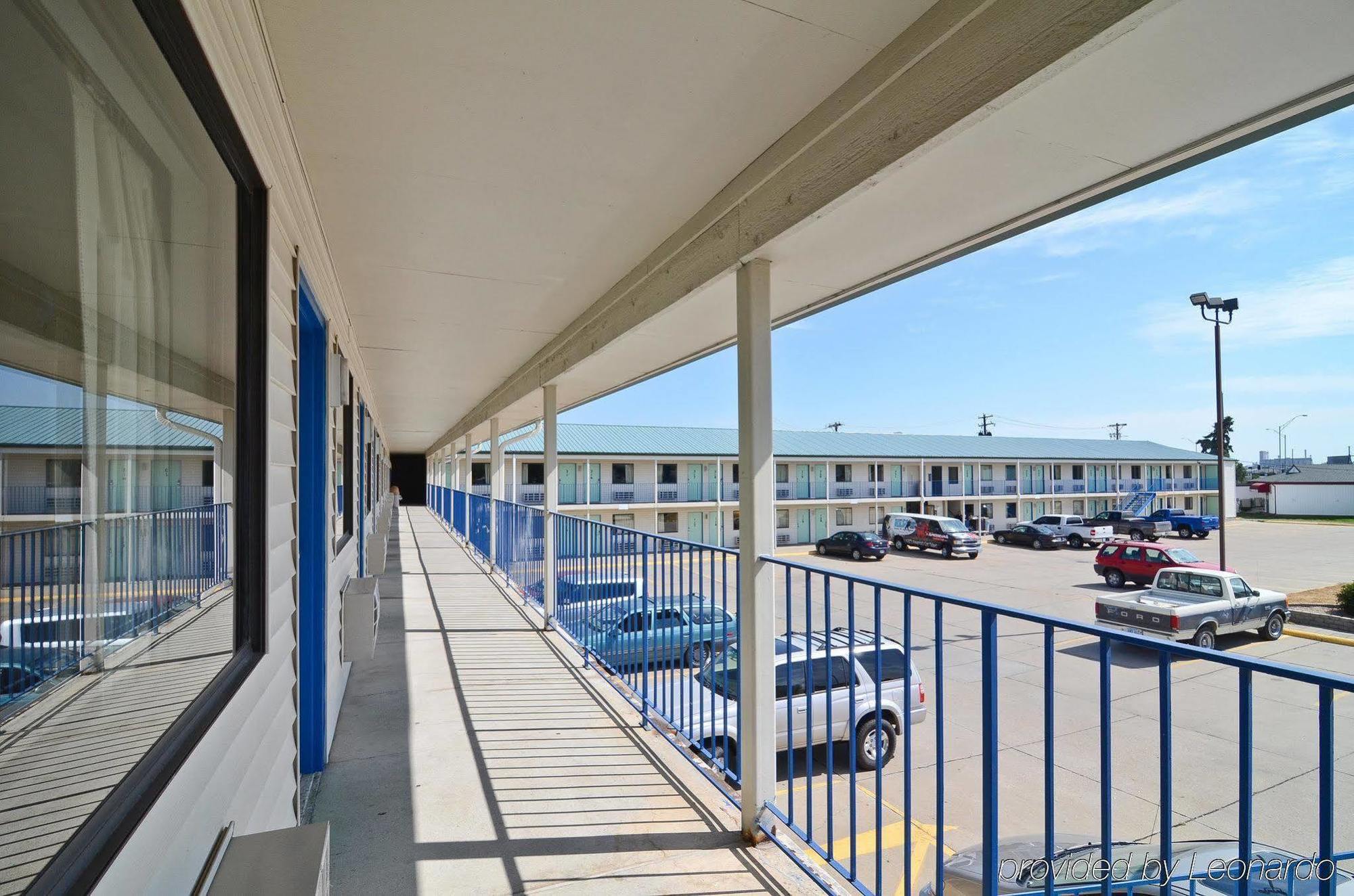Americas Best Value Inn - Lincoln Interior photo